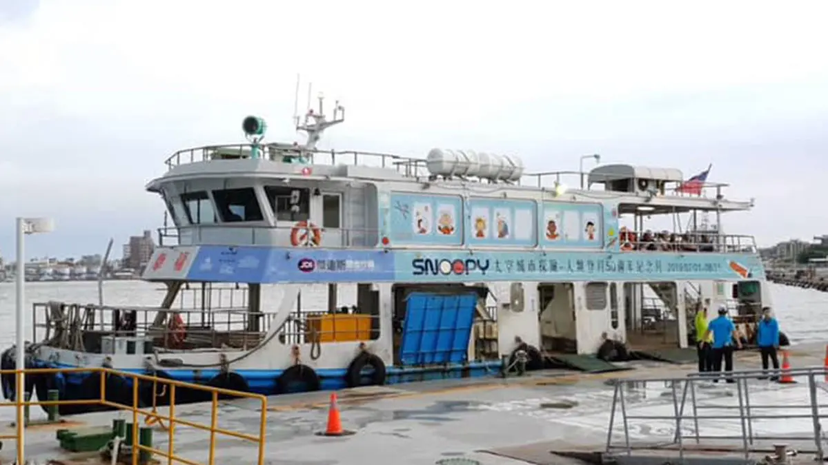 馬克、史努比都來了！旗津看沙雕，「黑沙卡」40家餐飲住宿有優惠
