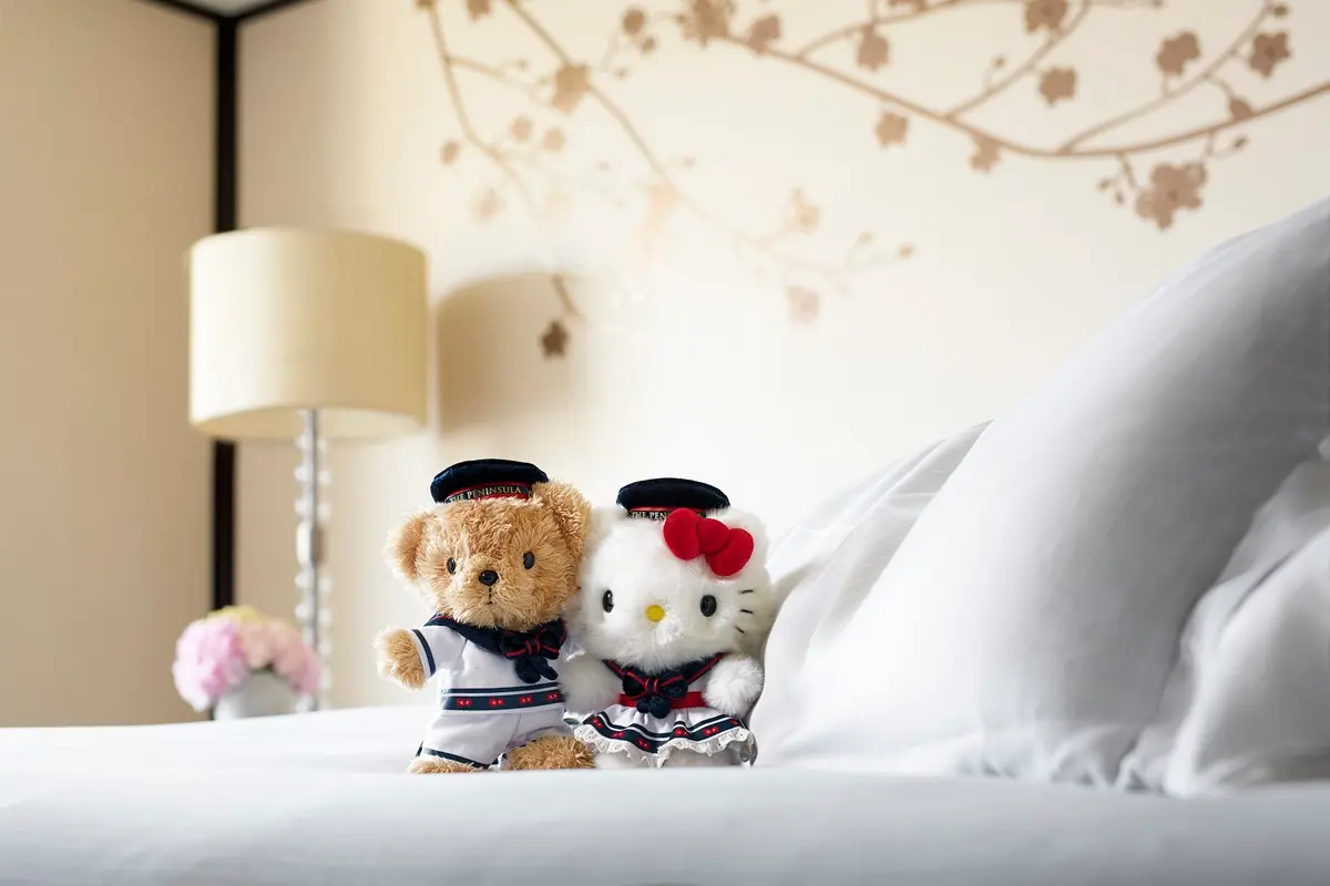 貓迷快衝!超可愛「Hello Kitty主題房」玩偶、浴袍和旅行袋免費帶回家 貓迷快衝!超可愛「Hello Kitty主題房」玩偶、浴袍和旅行袋免費帶回家