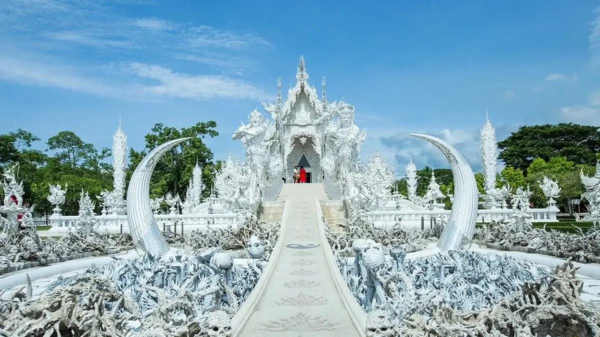 自己玩更繽紛！最適合單身旅的5個城市，必去小印度、異國碎石街、彩紅村