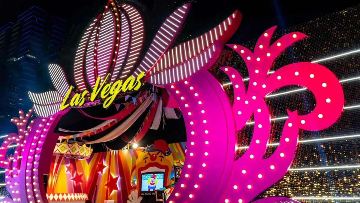一秒置身美國Las Vegas!統一百貨耶誕「美拍打卡點」一個都不能漏勾 一秒置身美國Las Vegas!統一百貨耶誕「美拍打卡點」一個都不能漏勾