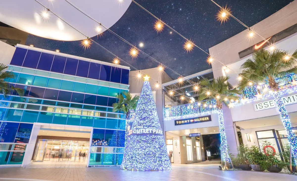 台中、林口網美衝了!三井OUTLET推限定絕美造景,5米高「寶石耶誕樹」必拍 台中、林口網美衝了!三井OUTLET推限定絕美造景,5米高「寶石耶誕樹」必拍