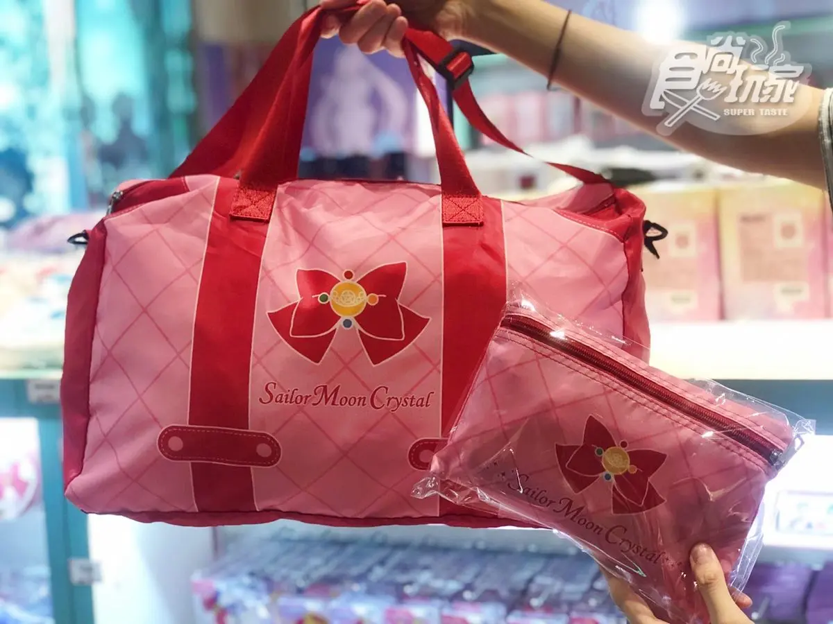 美戰迷朝聖囉!美少女戰士快閃店進百貨,先搶「變身充電器」 美戰迷朝聖囉!美少女戰士快閃店進百貨,先搶「變身充電器」