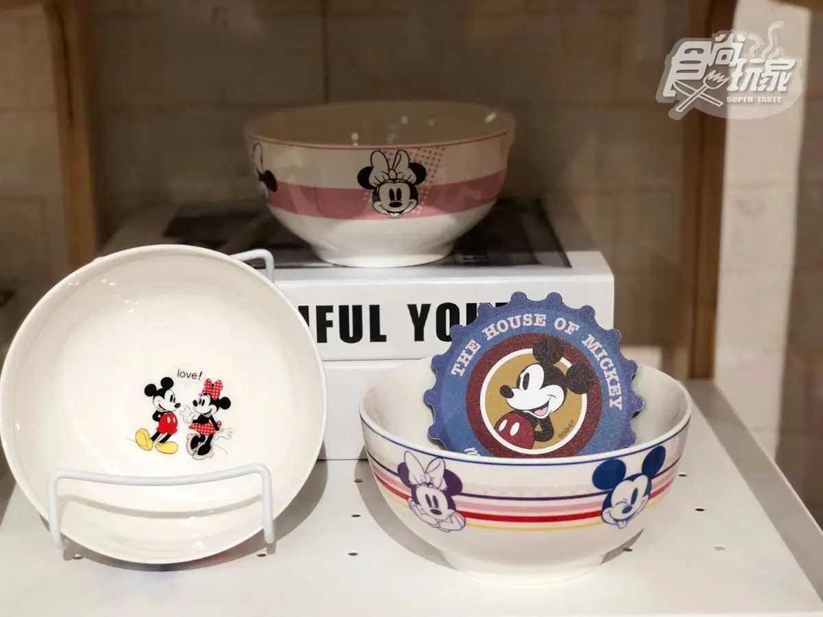 迪士尼又放火了!HOLA聯名「米奇米妮」推18款雜貨,先搶買一送一商品 迪士尼又放火了!HOLA聯名「米奇米妮」推18款雜貨,先搶買一送一商品