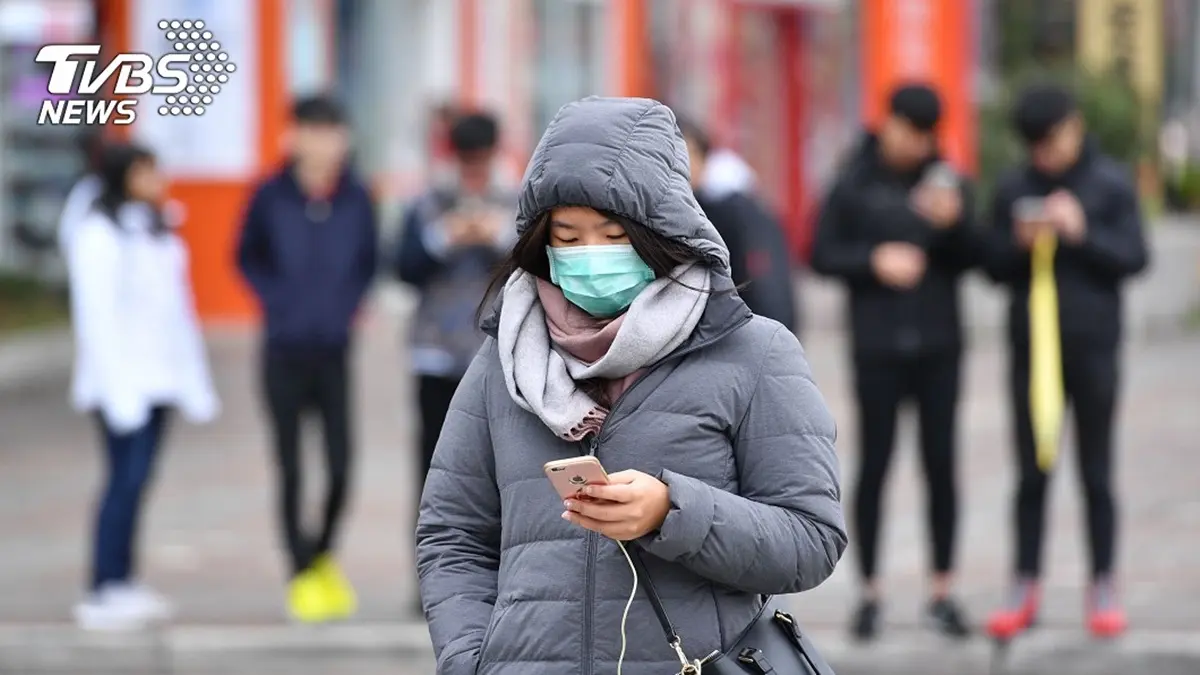 急降12度低溫!2020大選週天氣突變,一張圖告訴你「1/11怎麼穿」 急降12度低溫!2020大選週天氣突變,一張圖告訴你「1/11怎麼穿」
