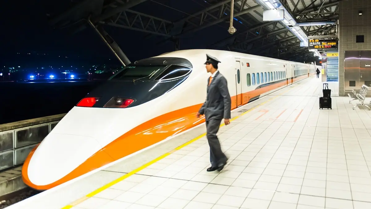是你嗎?高鐵第6億位乘客「這站現身」,快對車票爽拿「一年無限搭乘年票」 是你嗎?高鐵第6億位乘客「這站現身」,快對車票爽拿「一年無限搭乘年票」