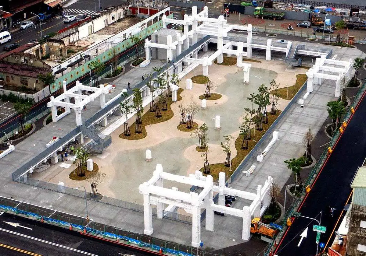 台南人超期待!「中國城」變身城市夢幻白色潟湖,網美準備好了嗎 台南人超期待!「中國城」變身城市夢幻白色潟湖,網美準備好了嗎