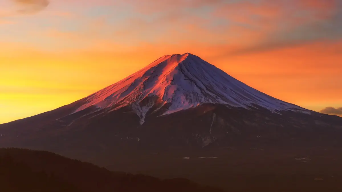 你不知道的「日本聖山」!揭祕富士山「性別面紗」,意外曝光天皇不長命的原因