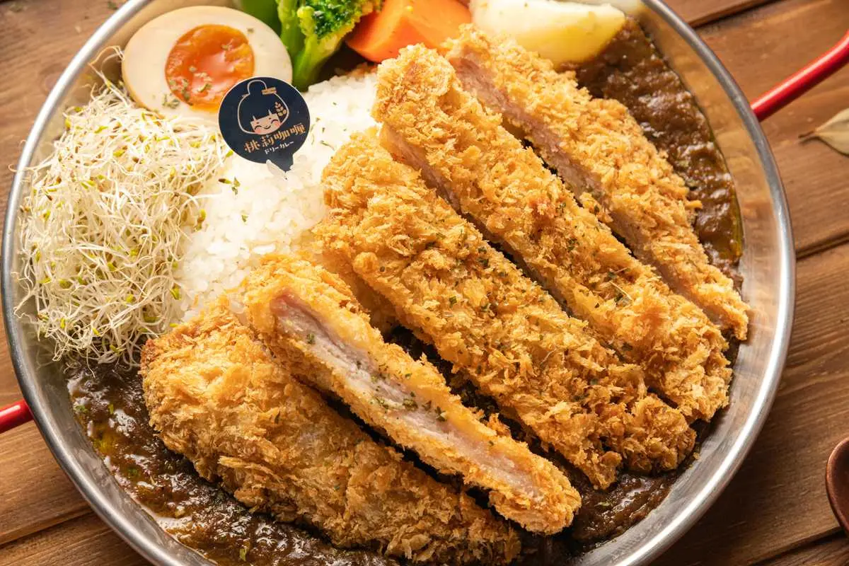 IG火紅「沖繩飯糰」包炸蝦天婦羅,丹麥獨特口味「雷神熱狗堡」,9款「爆品」試吃免費抽 IG火紅「沖繩飯糰」包炸蝦天婦羅,丹麥獨特口味「雷神熱狗堡」,9款「爆品」試吃免費抽