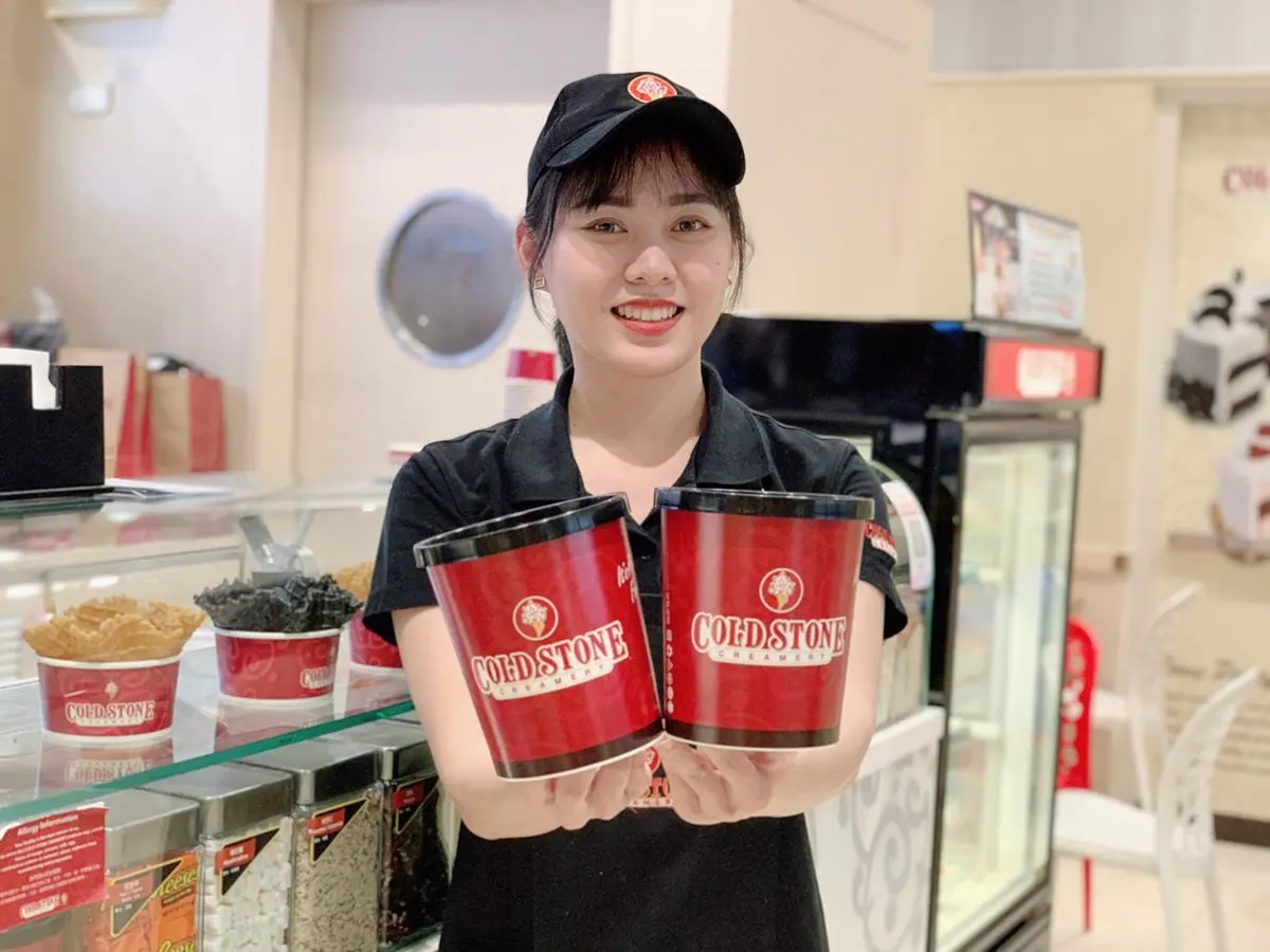省荷包必收！全台11間飲料、美食優惠：星巴克半價優惠、哈根達斯買一送一