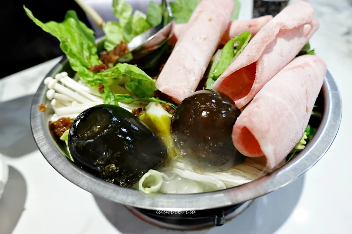 上班族快筆記!「南軟園區」6間網推美食從早吃到晚:高CP鰻魚飯、肉桂蝸牛卷 上班族快筆記!「南軟園區」6間網推美食從早吃到晚:高CP鰻魚飯、肉桂蝸牛卷