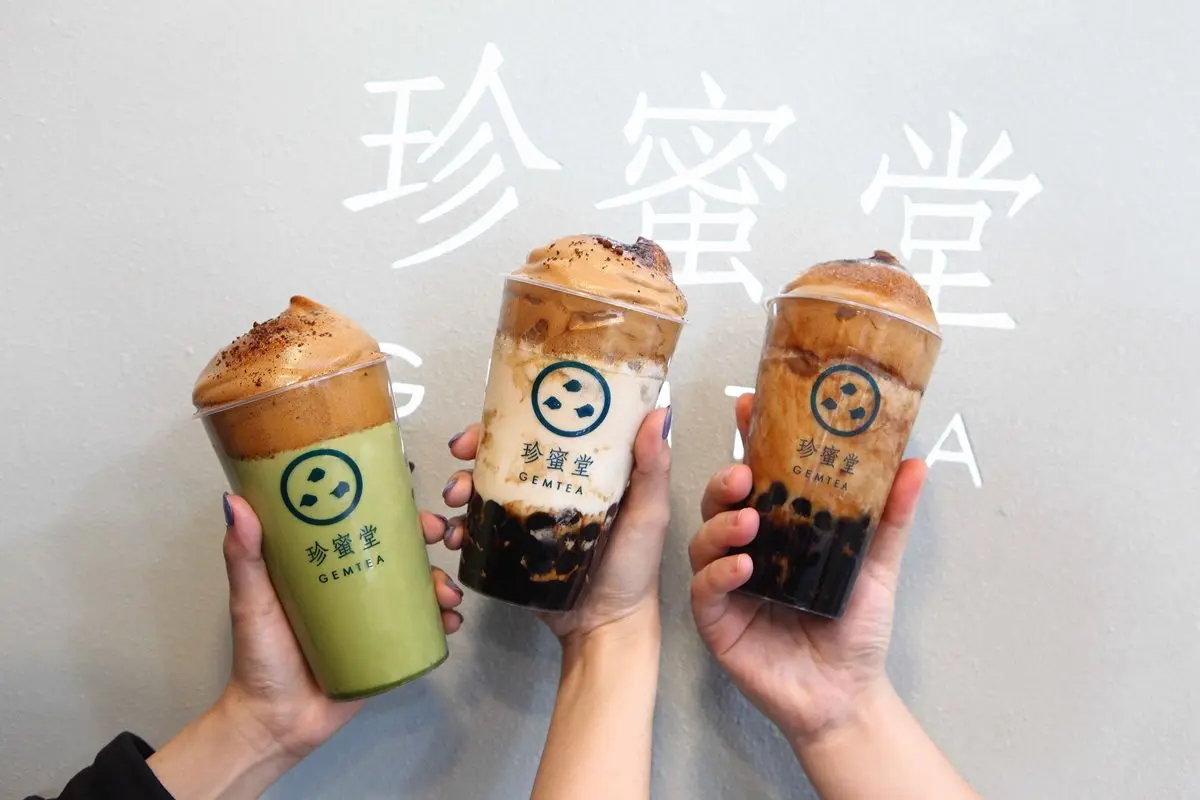 快拿出身分證!對中「4、2、1」享買一送二,同步推出「400次咖啡系列」 快拿出身分證!對中「4、2、1」享買一送二,同步推出「400次咖啡系列」