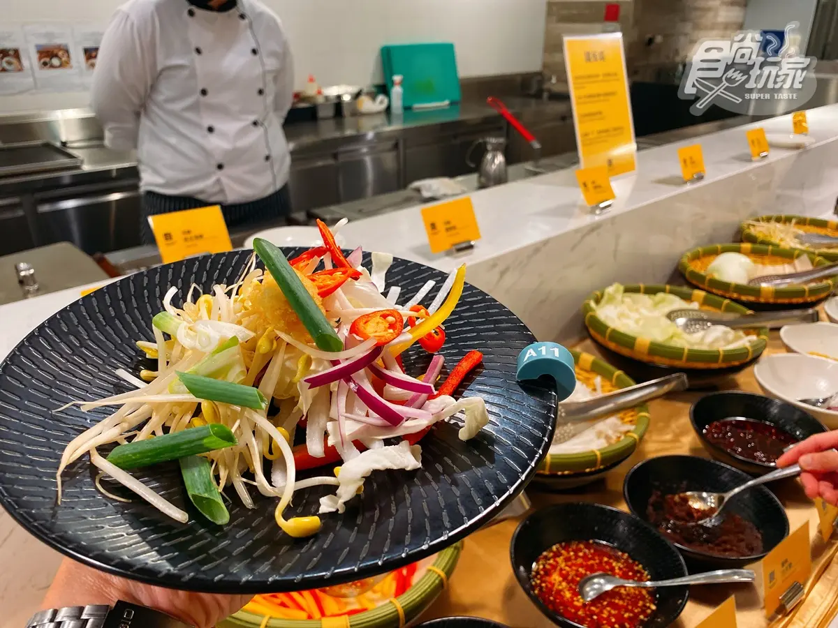 淡水最新「打卡祕境」!純白地中海飯店超好拍,還有「整條老街吃到飽」 淡水最新「打卡祕境」!純白地中海飯店超好拍,還有「整條老街吃到飽」
