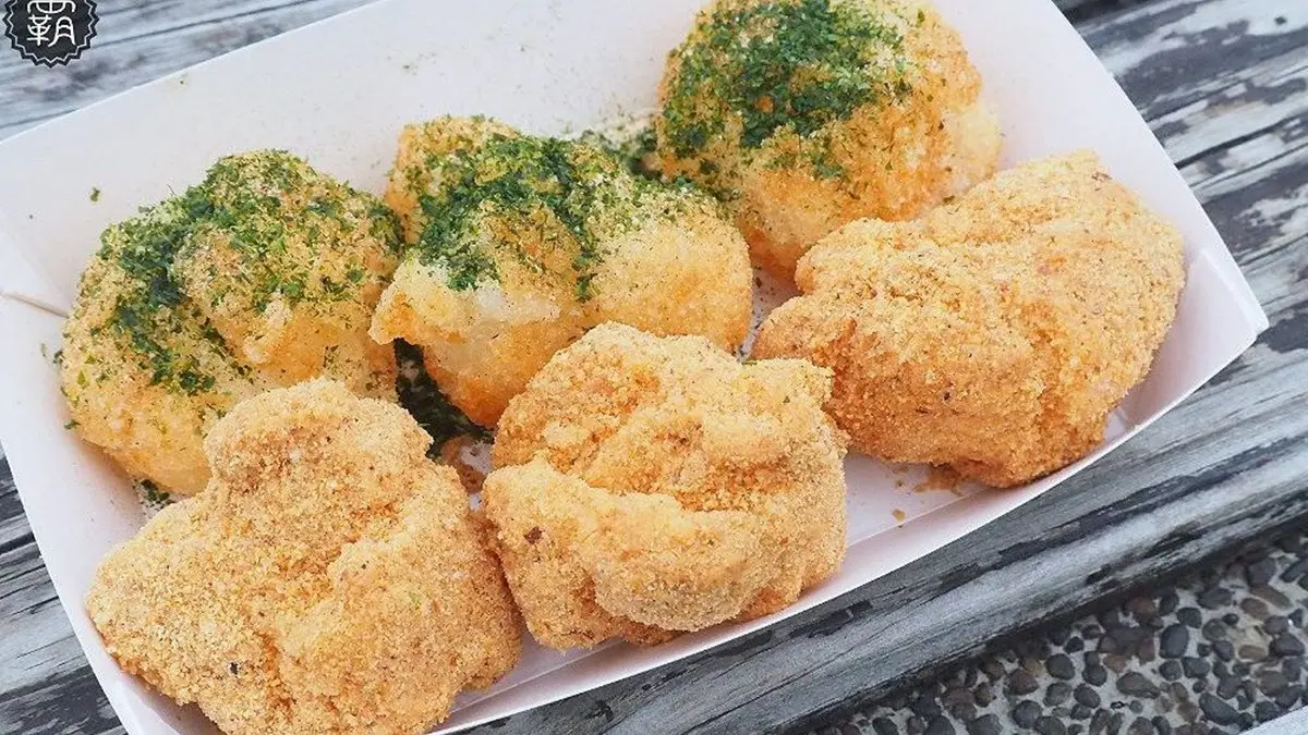 【全台30家手拿美食】網美街拍甜點、古早味小吃大變身，北中南東加外島通通吃得到