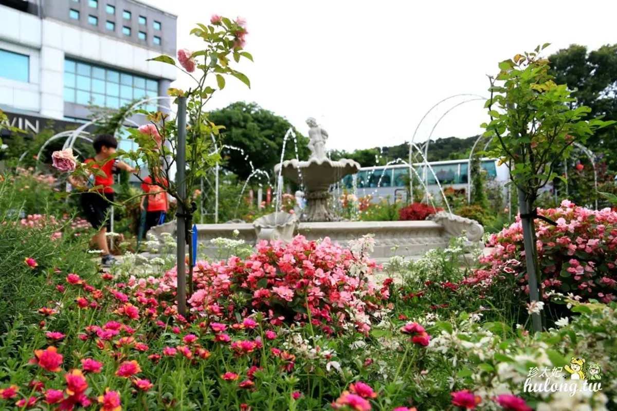 好玩又好拍!桃園親子3打卡點:台版小江戶、巨大摩艾石像、歐風玫瑰園 好玩又好拍!桃園親子3打卡點:台版小江戶、巨大摩艾石像、歐風玫瑰園