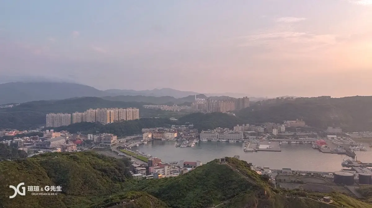 【食尚首播】北海岸最美濱海步道!40分鐘看盡峭壁、小島、漁港、夕陽多種美景 【食尚首播】北海岸最美濱海步道!40分鐘看盡峭壁、小島、漁港、夕陽多種美景
