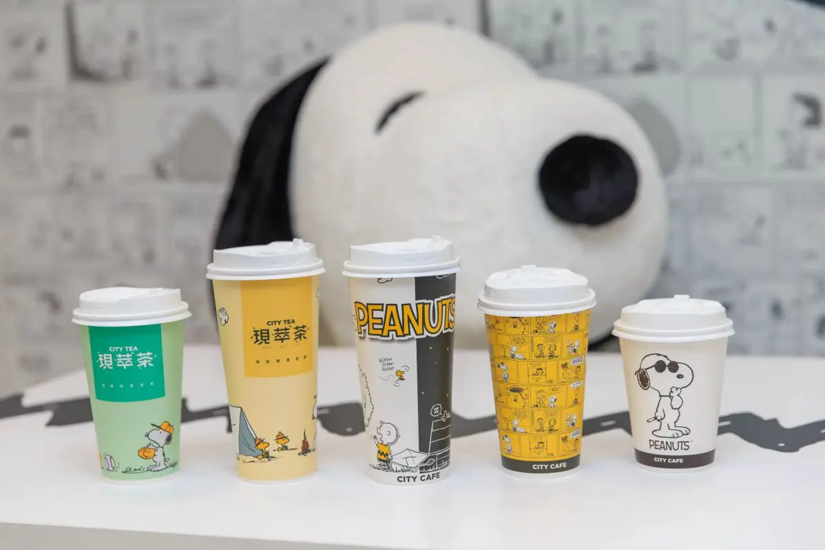 超萌「史努比聯名超商」現身！雙門市設計，先搶全球獨家SNOOPY周邊