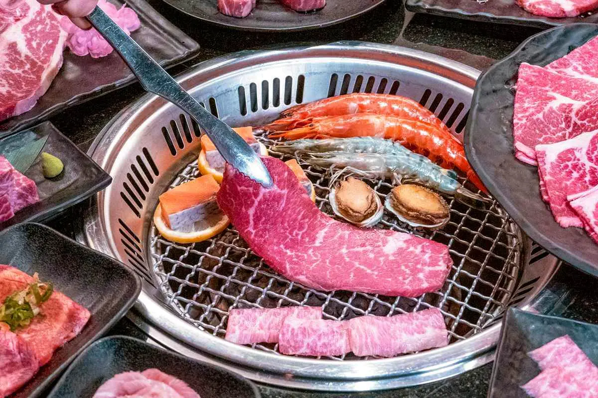 380元吃整隻大龍蝦!限時優惠只有一個月,和牛燒肉吃到飽再加碼0元吃帆立貝 380元吃整隻大龍蝦!限時優惠只有一個月,和牛燒肉吃到飽再加碼0元吃帆立貝