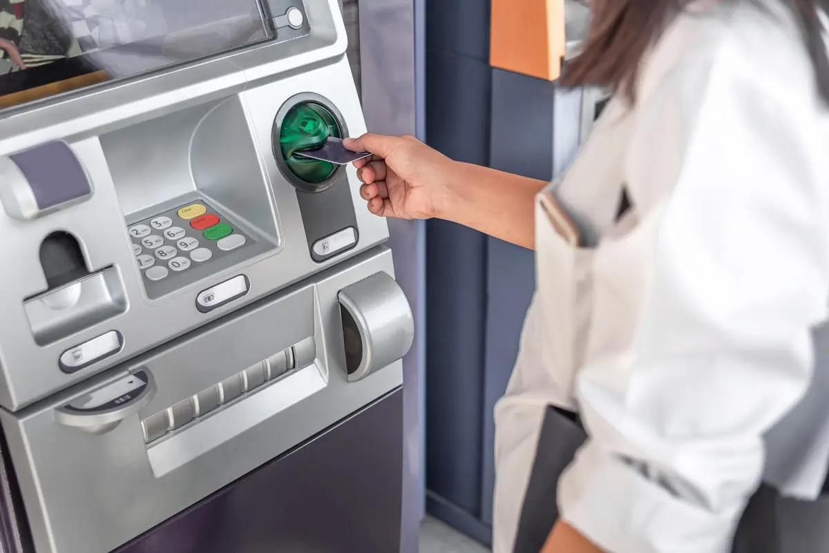 拿現金「卡實在」!振興三倍券用ATM「現領2000元」,全台據點這裡看 拿現金「卡實在」!振興三倍券用ATM「現領2000元」,全台據點這裡看