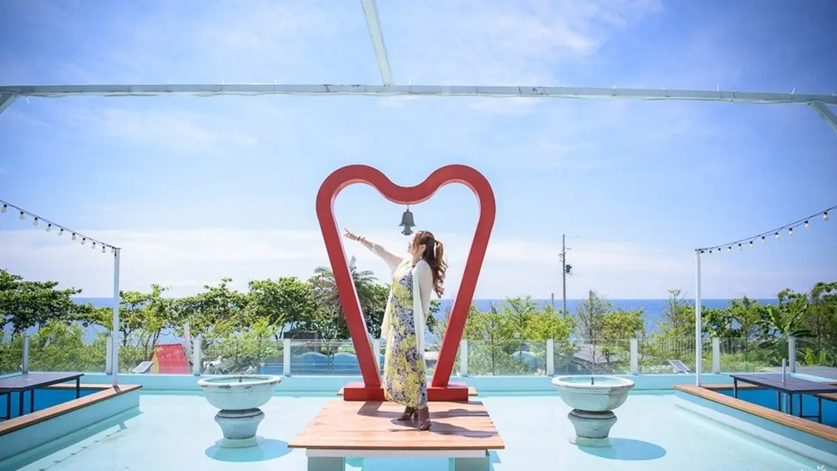 網美快收！花蓮4處賞海夢幻打卡點：望海鞦韆、水上愛情鐘、花團鳥巢