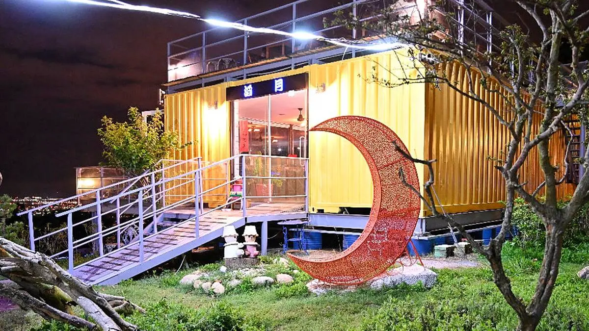 七夕浪漫約會必衝！全台5家偽出國百萬夜景餐廳：希臘風建築、露天高空酒吧