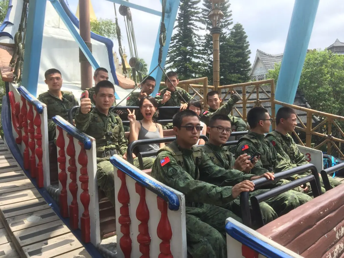 出門玩囉！5大樂園祭出「軍人優惠」，最低199元就能入園