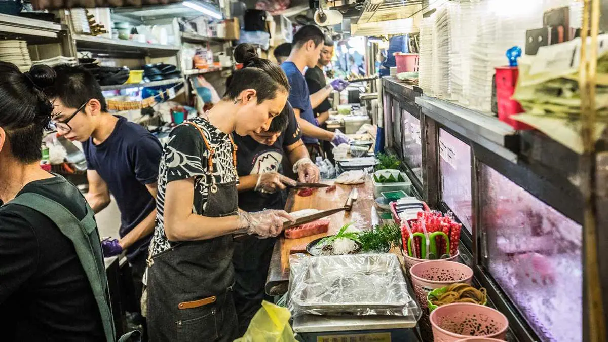 海鮮控心好癢!東港6隻甜蝦200元,黑鮪魚生魚片3種精華一次享用 海鮮控心好癢!東港6隻甜蝦200元,黑鮪魚生魚片3種精華一次享用