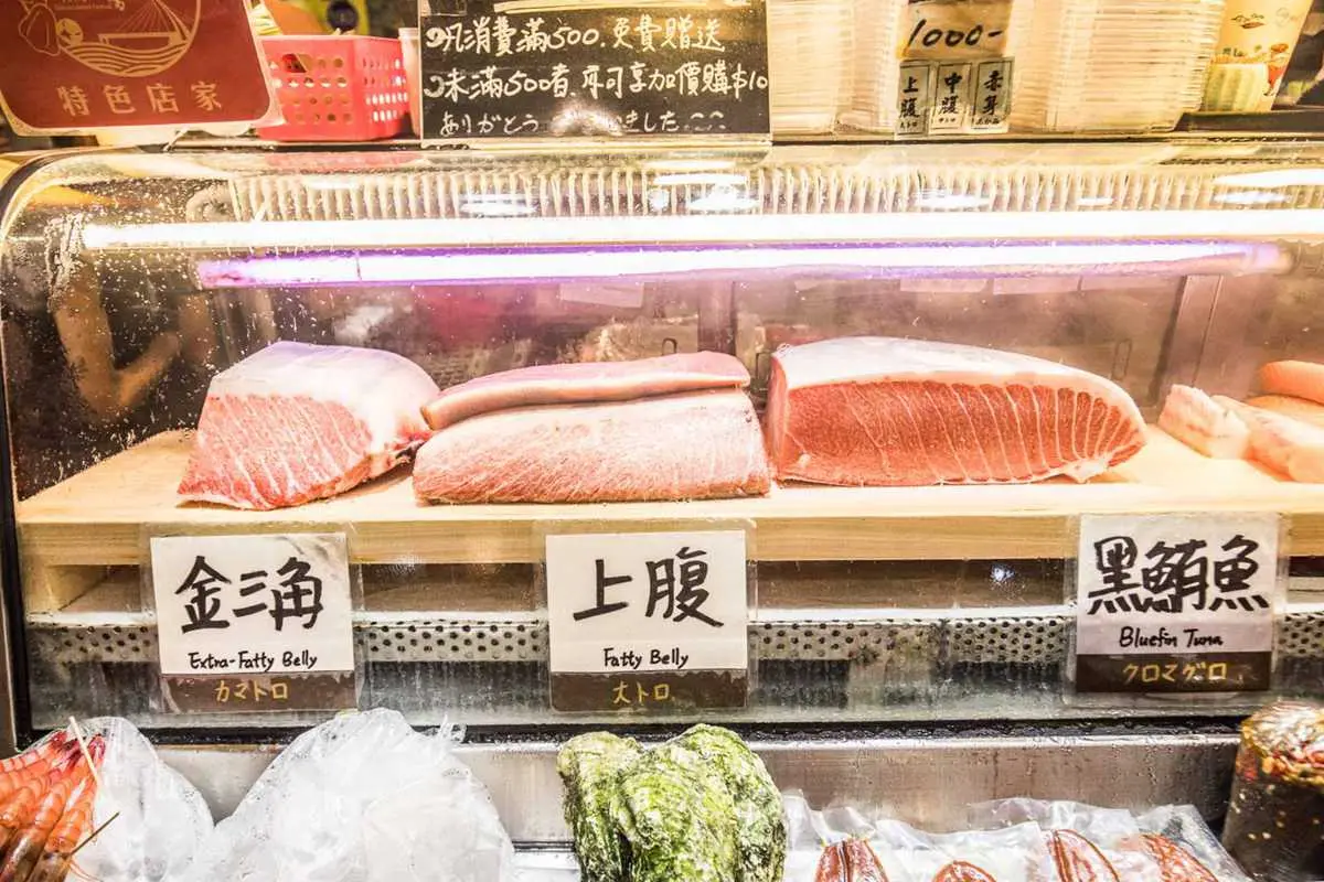 海鮮控心好癢!東港6隻甜蝦200元,黑鮪魚生魚片3種精華一次享用 海鮮控心好癢!東港6隻甜蝦200元,黑鮪魚生魚片3種精華一次享用