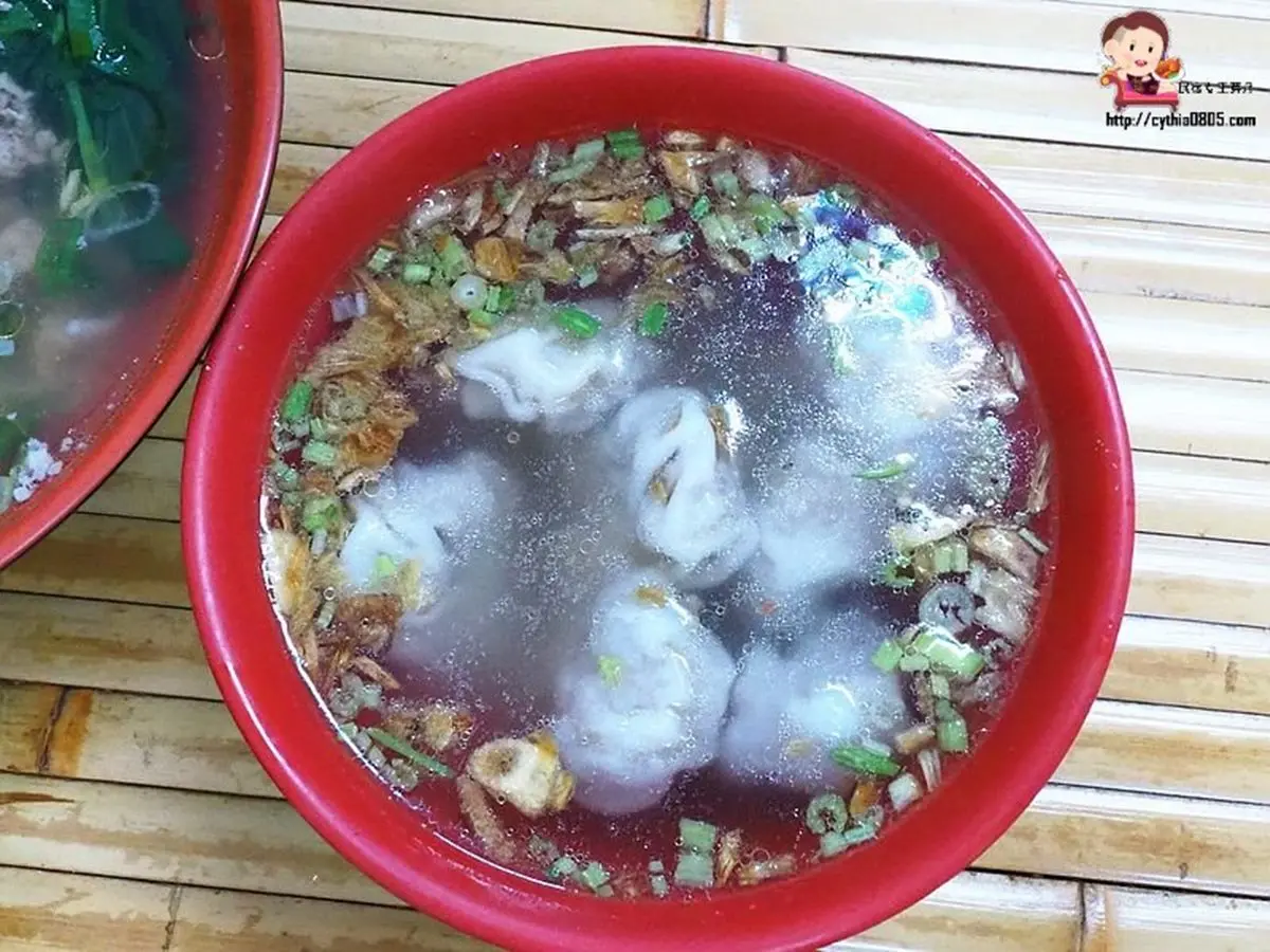 隱藏版好料！青埔「海陸雙飽飯」只要150元，有滿滿燒肉、蚵仔酥