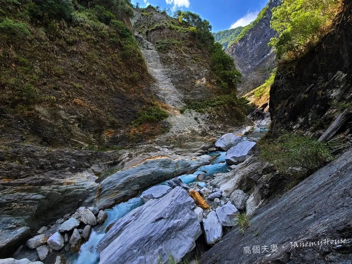 秒殺記憶體！全台9大美拍登山步道：360度海景草原、仙境瀑布
