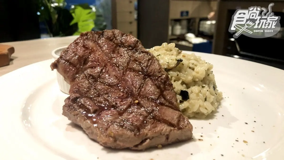  【新開店】IG大推！「熟成牛排」400元有找，整塊牛肉羅宋湯喝到飽