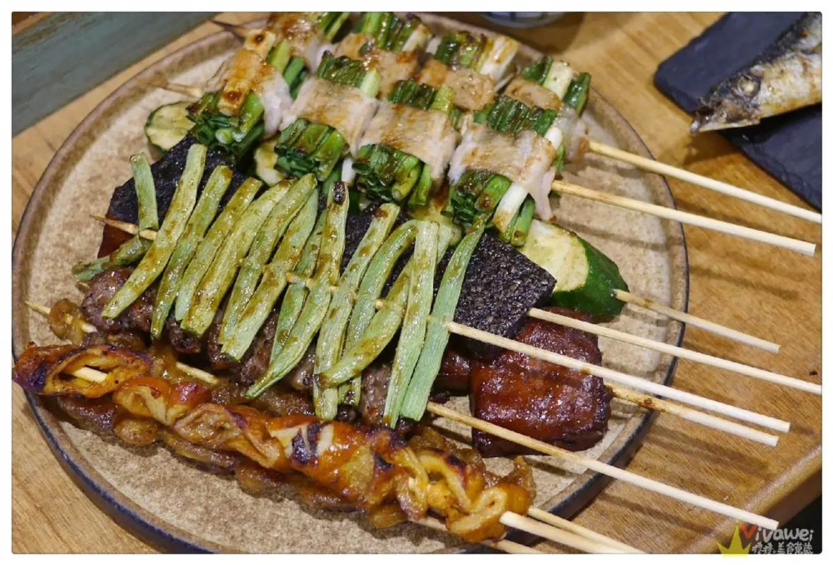 多點幾支也不怕！北、東部12家高CP值串燒，必吃豬肉捲蜜棗、爆蔥肉串