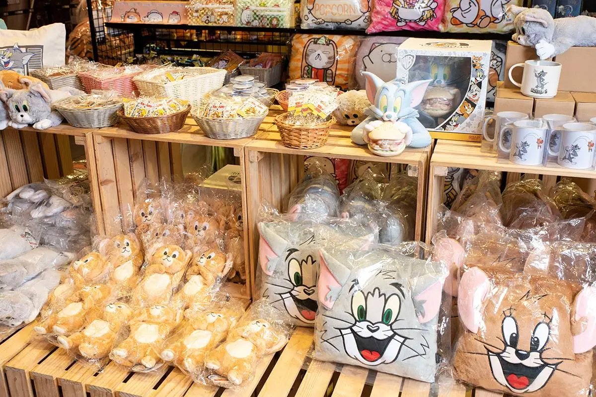 衝三創打卡！巨大「胖虎」坐鎮超萌動物IP展，還有一日店長麻吉貓