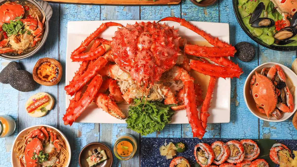 黃金蟹、旭蟹、三點蟹我都要！超過20種螃蟹料理吃到飽，整隻帝王蟹加價購慶生好威