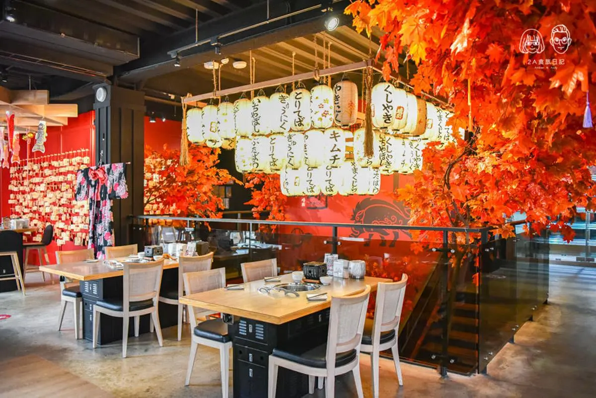 台中4家網美系燒肉店：日式燈籠搭楓紅、復古清宮、小鼓造型高腳椅