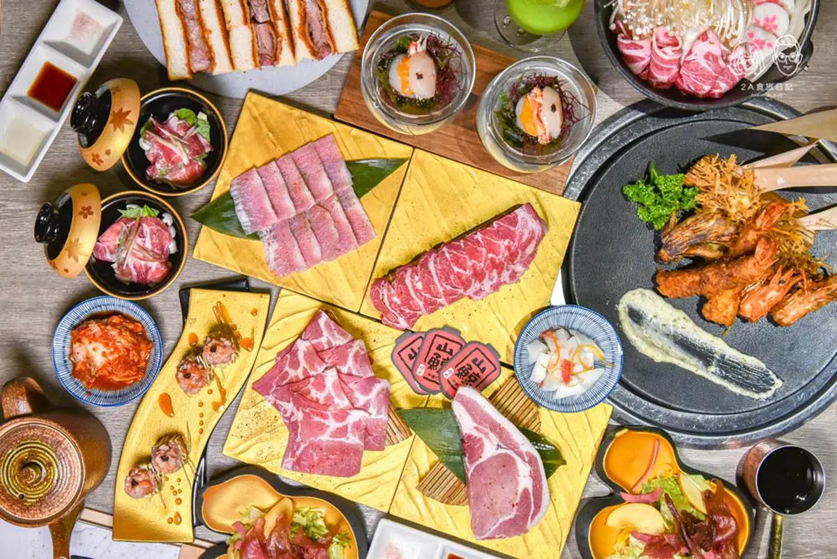 台中4家網美系燒肉店：日式燈籠搭楓紅、復古清宮、小鼓造型高腳椅