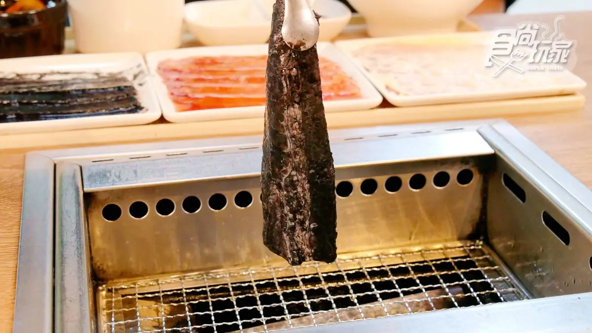 每月都能免費換肉肉！「2021燒肉LIKE桌曆」點牛舌&牛五花套餐免費送，肉控要收