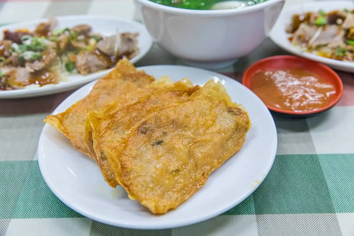 飄香60年!新莊老街古早味鹹圓仔皮Q唰嘴,方形「虎皮蝦捲」別處吃不到 飄香60年!新莊老街古早味鹹圓仔皮Q唰嘴,方形「虎皮蝦捲」別處吃不到