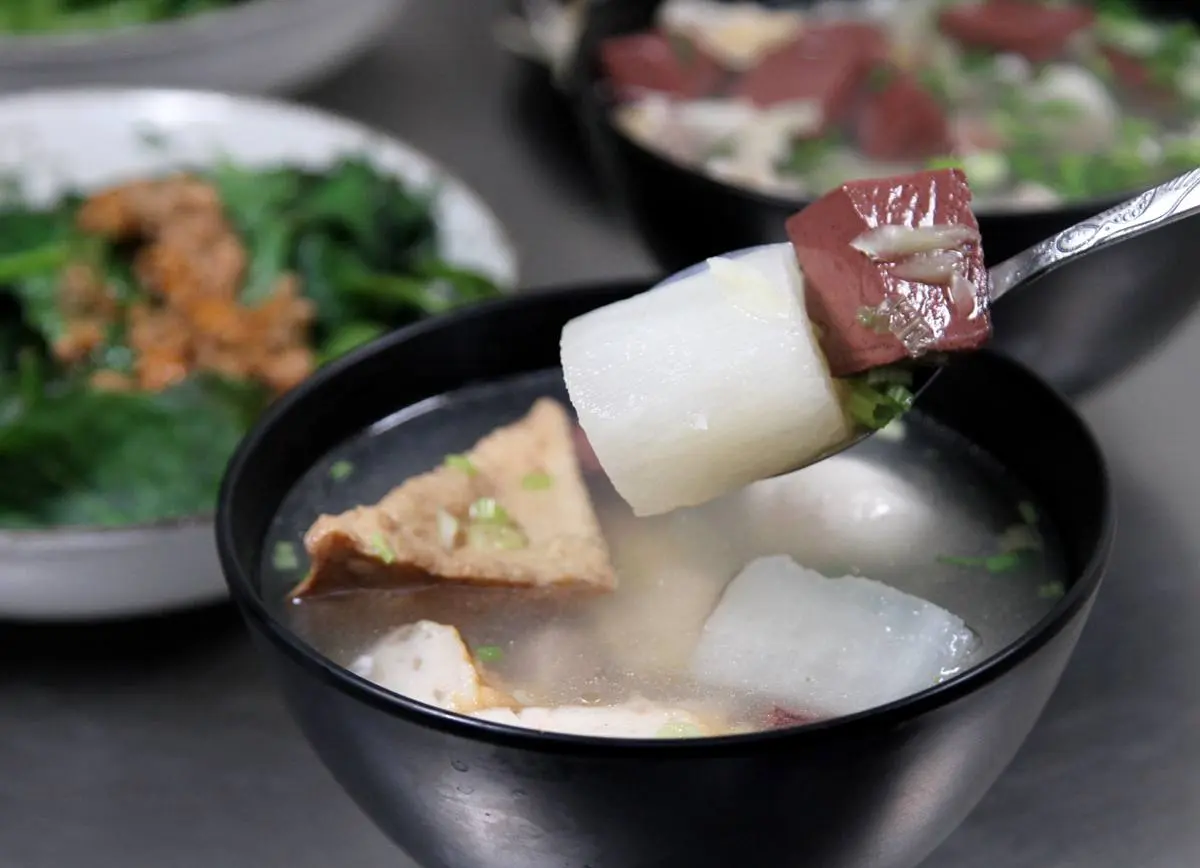麻醬加到爽!台中佛心麵館獨創「一麵三吃」,超澎派「菜頭粿米腸蛋」也必點 麻醬加到爽!台中佛心麵館獨創「一麵三吃」,超澎派「菜頭粿米腸蛋」也必點