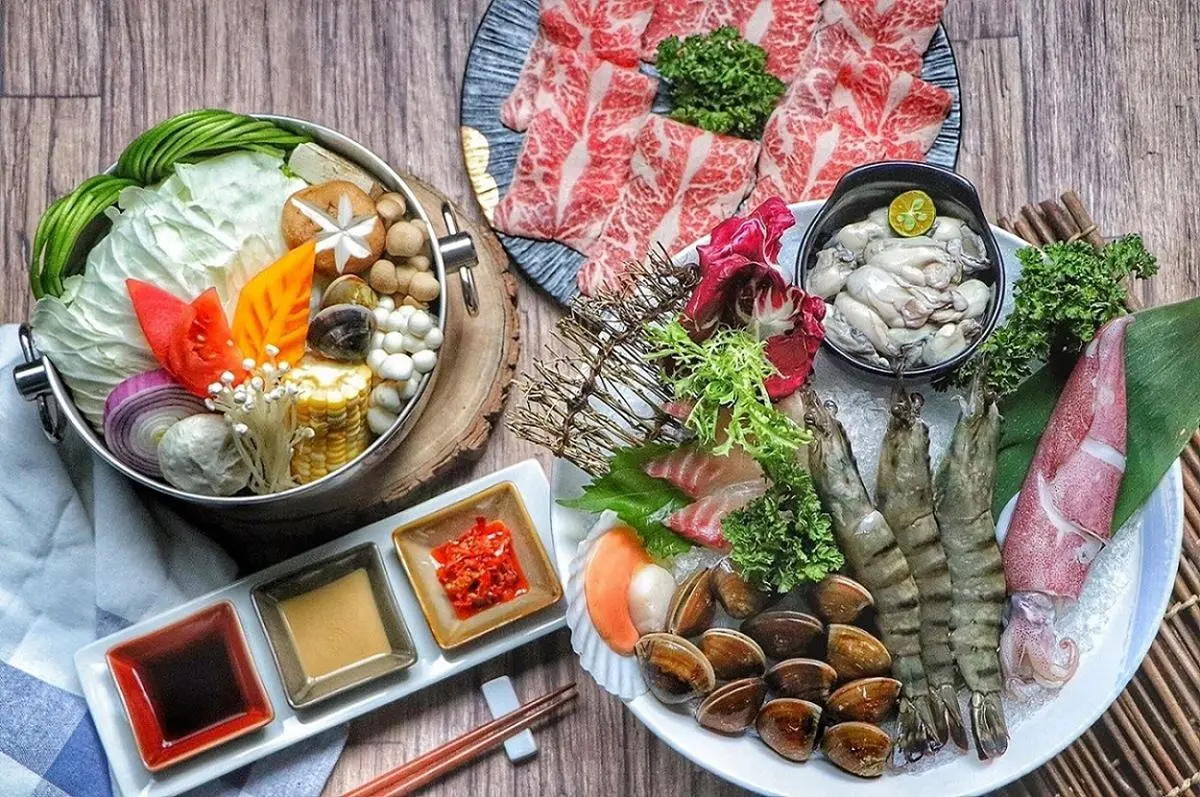 這家吃到飽能「吃火鍋」!每人680元在飯店開鍋,可吃多達26種單品火鍋 這家吃到飽能「吃火鍋」!每人680元在飯店開鍋,可吃多達26種單品火鍋