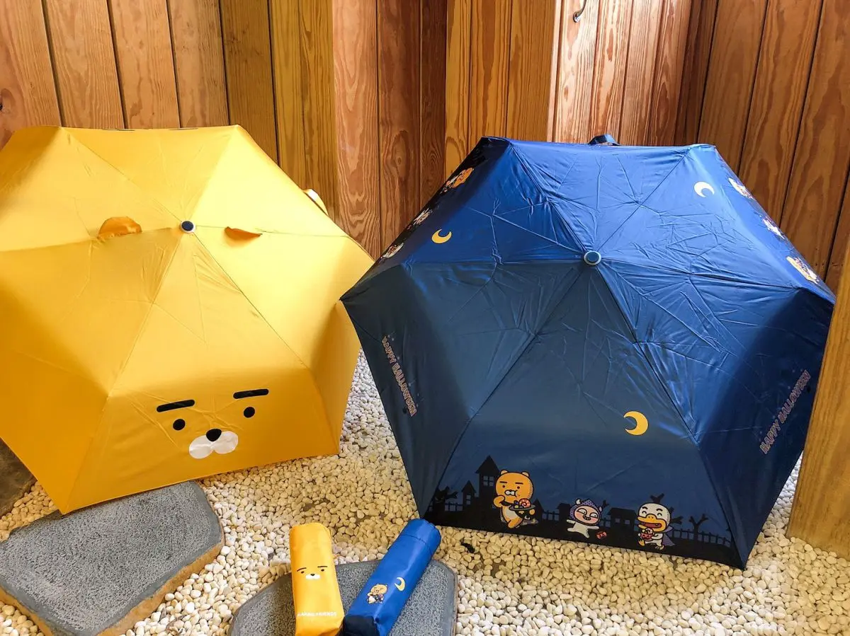KA粉到全家報到惹！最新「Kakao Friends集點周邊」結合萬聖節設計，先搶萊恩和室椅