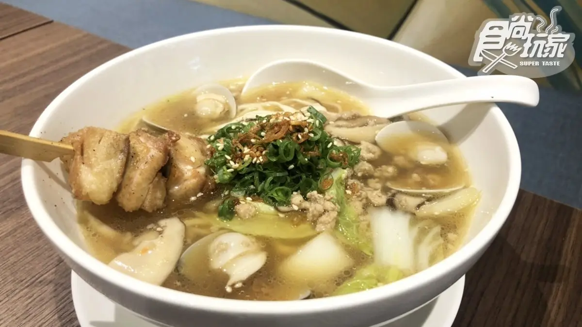 【新開店】台北東區超有哏飯麵小館!中西餐點混搭:蛋炒飯有烤鴨、家常麵配炸雞串 【新開店】台北東區超有哏飯麵小館!中西餐點混搭:蛋炒飯有烤鴨、家常麵配炸雞串