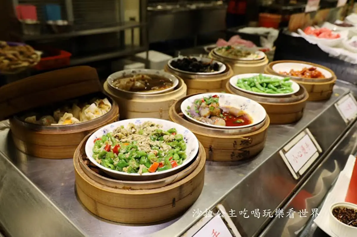 痛風也要嗑！宜蘭吃到飽「海鮮餐廳」菜色超澎派，必點清蒸處女蟳、鹽烤蝦