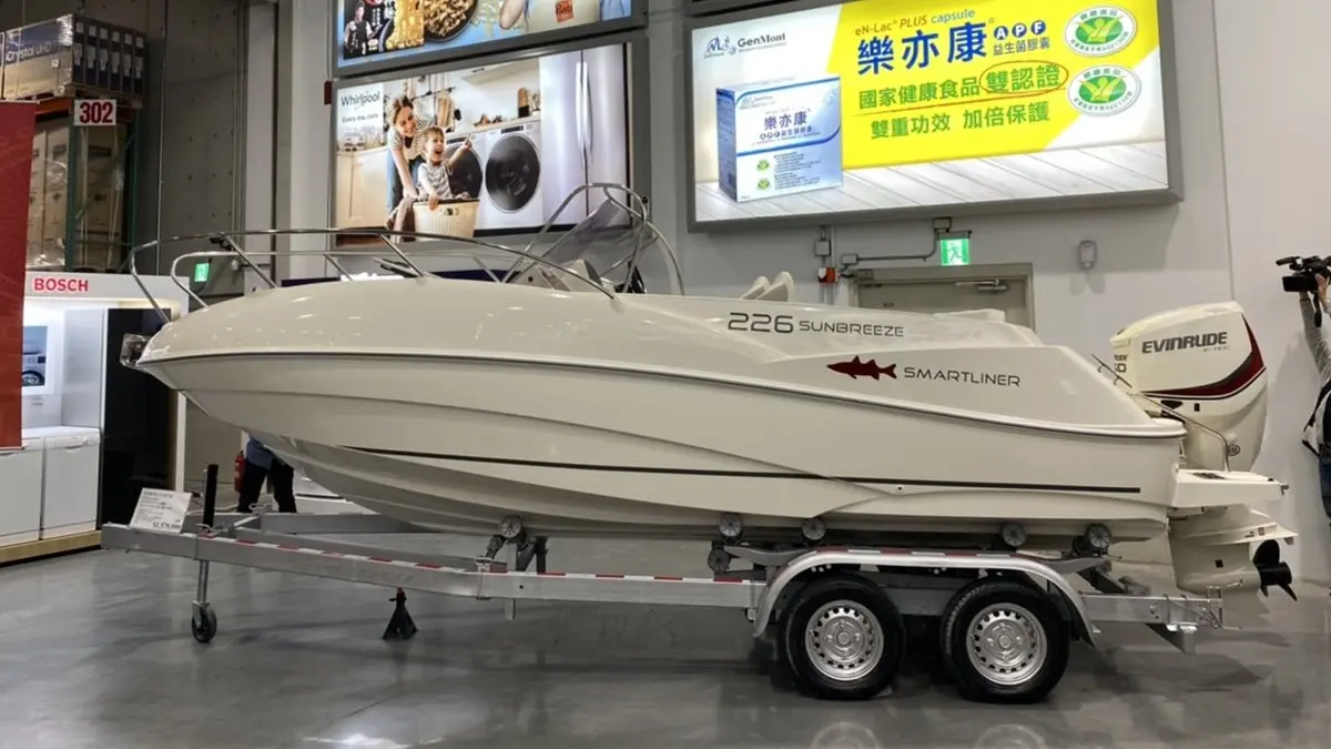 台中好市多扯翻！「158萬7人座遊艇」等4000種商品上架，還有Ford Ranger卡車可開回家