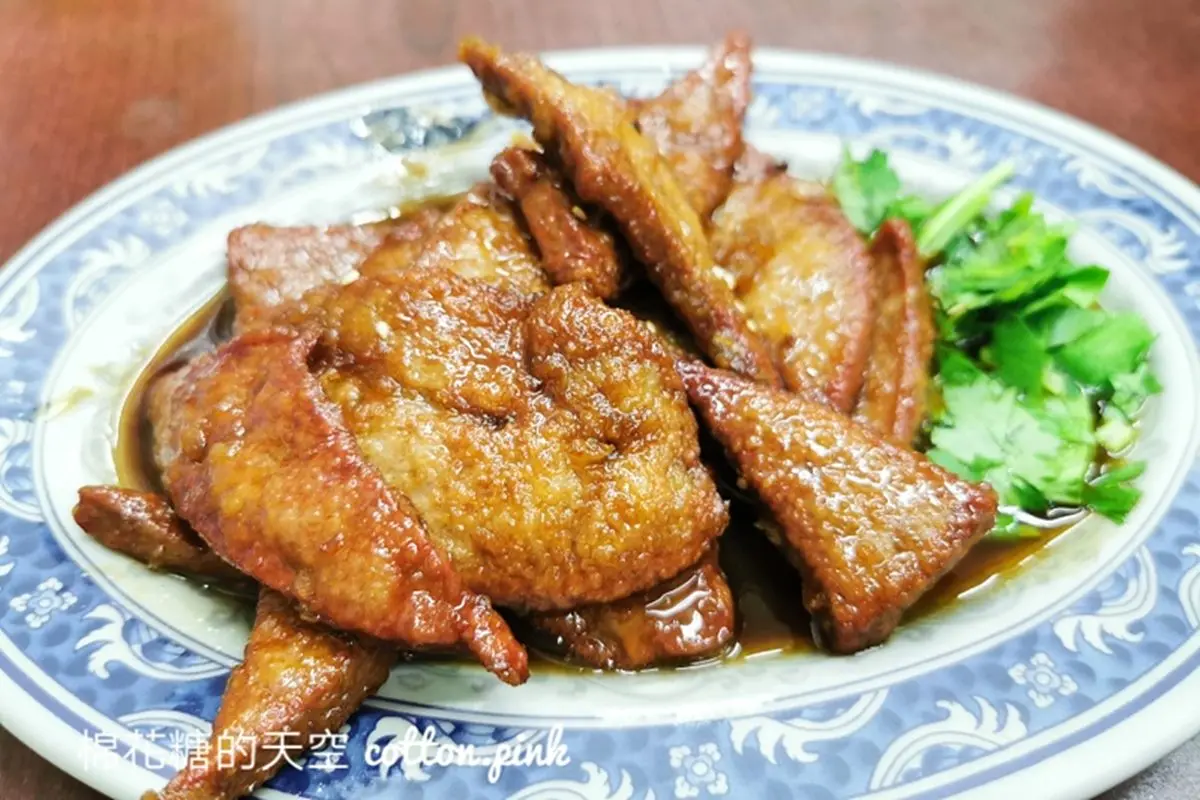 在地老饕不藏私！台中5家人氣熱炒：1盤2吃鵝肉、金黃三杯大腸、隱藏版香煎豬肝