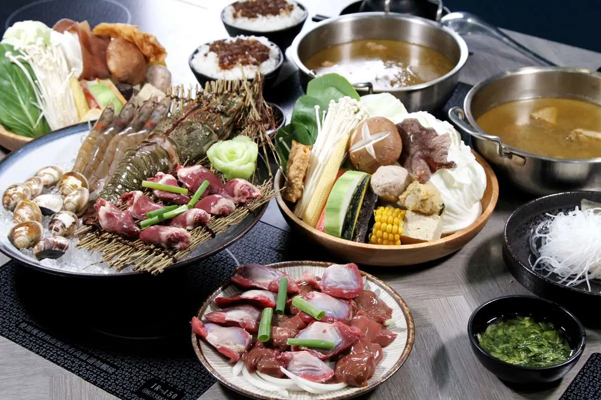 【本月推薦新開店】17家打卡美食:米其林主廚甜點、中島吧檯咖啡廳、網美風獨享鍋 【本月推薦新開店】17家打卡美食:米其林主廚甜點、中島吧檯咖啡廳、網美風獨享鍋
