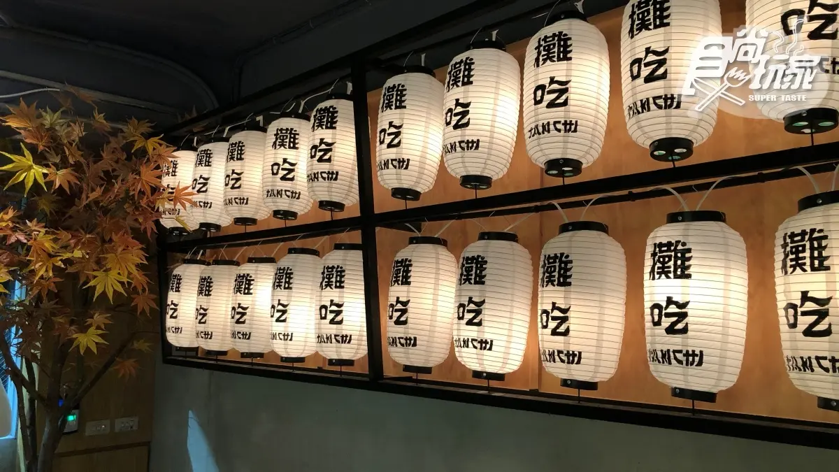 【新開店】玩日本屋台哏！「日式火鍋＋金曲串燒＋鹽麴滷物」一次滿足，加碼再推限定攤販