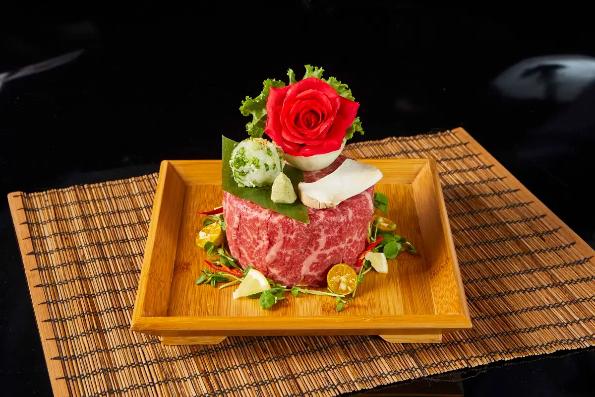 12狂歡月!全台80間美食、飯店優惠:住一晚送一晚、清酒喝到飽、送同歲數「雞翅山」 12狂歡月!全台80間美食、飯店優惠:住一晚送一晚、清酒喝到飽、送同歲數「雞翅山」