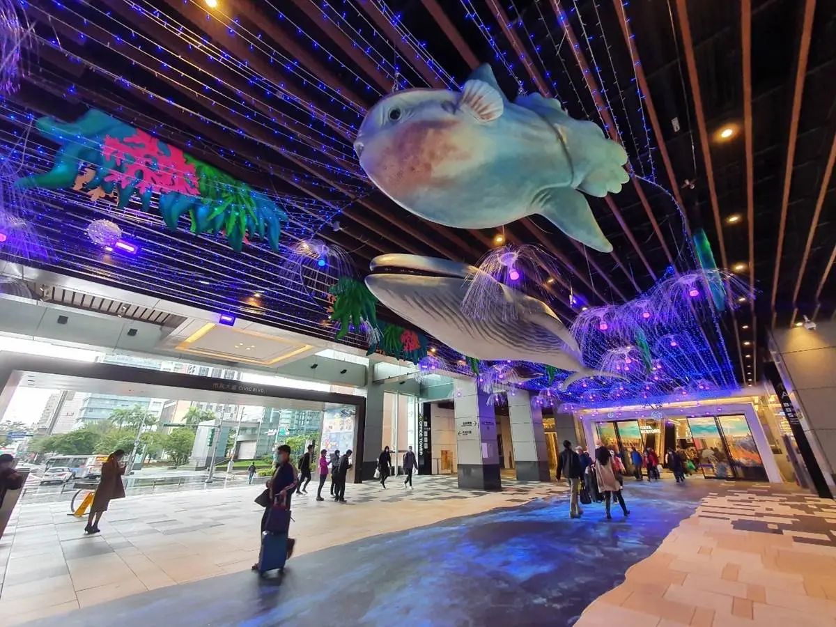 打卡海底世界!南港CITYLINK拍巨大「藍鯨」、星海燈飾,加碼送超Q鯨鯊保暖毯滿額禮 打卡海底世界!南港CITYLINK拍巨大「藍鯨」、星海燈飾,加碼送超Q鯨鯊保暖毯滿額禮