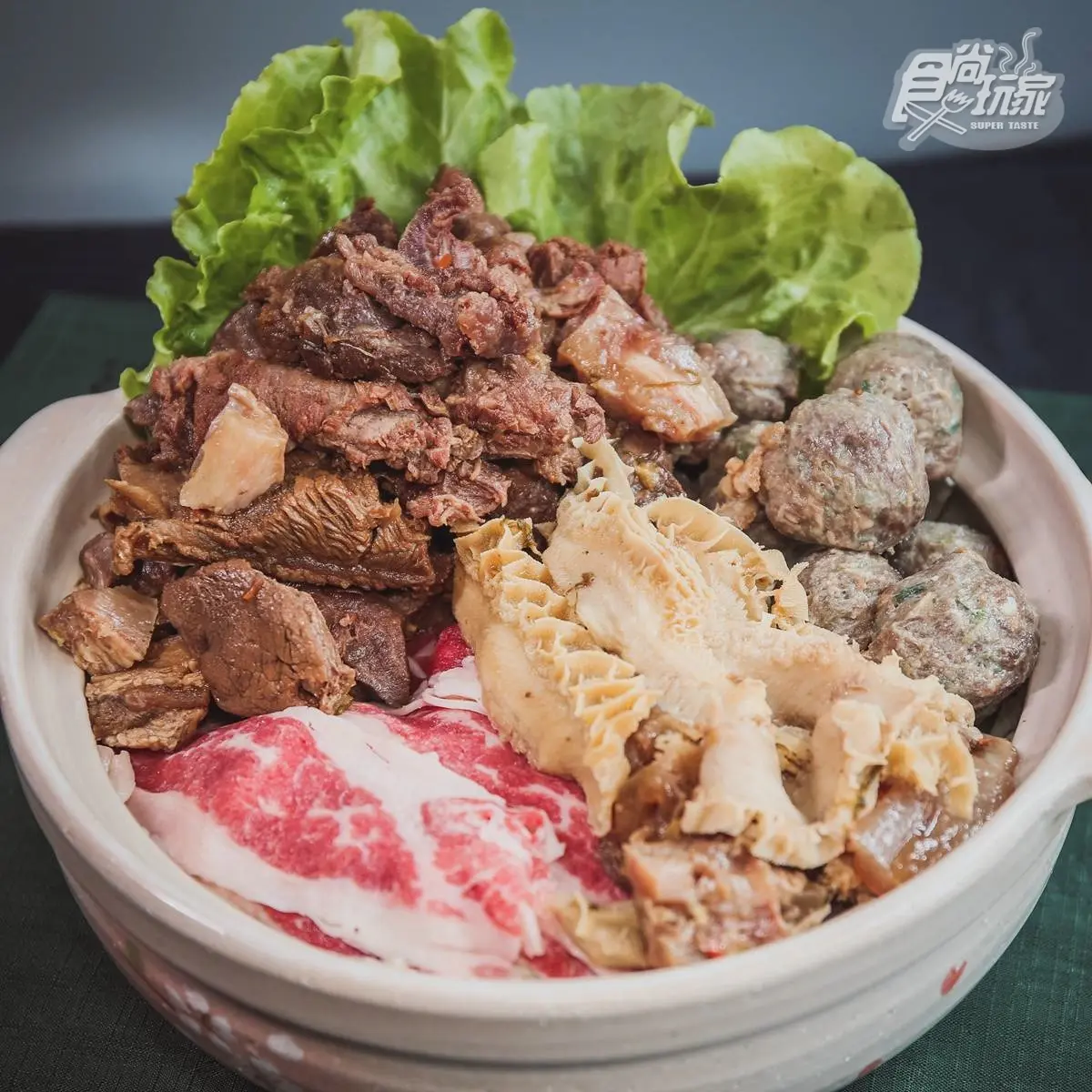 天冷不出門就能爽嗑!5家排隊名店鍋物:浮誇爆量牛肉、祖傳砂鍋魚頭、獨門汕頭湯底 天冷不出門就能爽嗑!5家排隊名店鍋物:浮誇爆量牛肉、祖傳砂鍋魚頭、獨門汕頭湯底