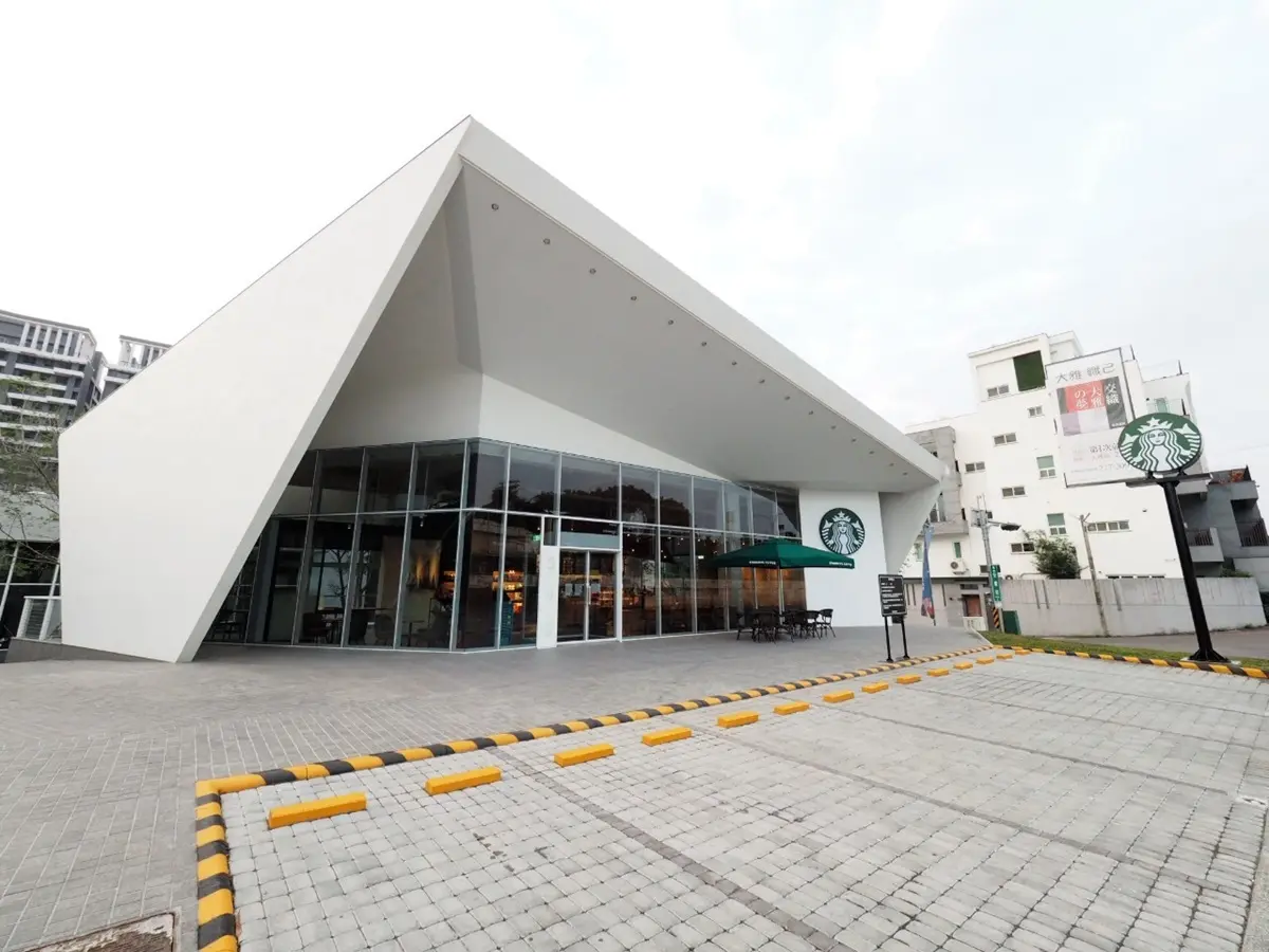連續7天有免費「買一送一券」!星巴克3大新門市踩點,純白森林、工業倉庫風都有 連續7天有免費「買一送一券」!星巴克3大新門市踩點,純白森林、工業倉庫風都有